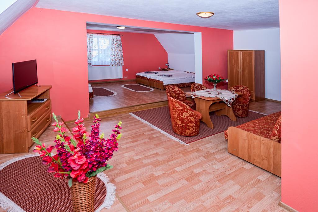 Penzion Horec III Ždiar Extérieur photo